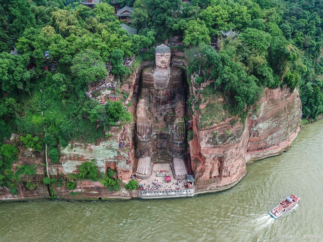 I’m local Leshan guide, half/full day tour, food tour,