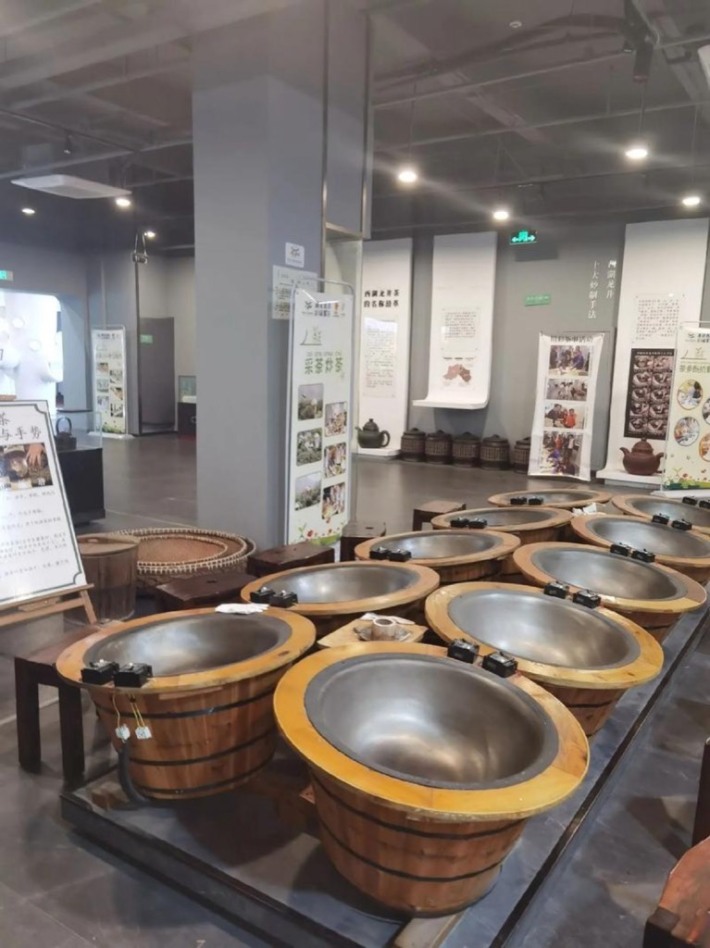 Hangzhou West Lake Benshan Longjing Tea Museum