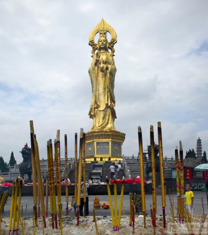 Lotus pagoda