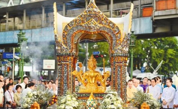 Erawan Shrine 1