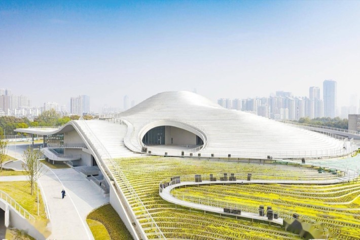 Wuhan Art Museum (Qintai Hall)