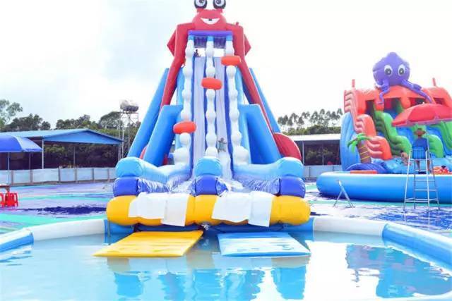 water park