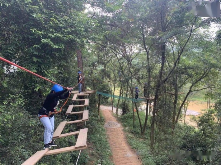Luxian Mountain Scenic Area in Xixiangtang District
