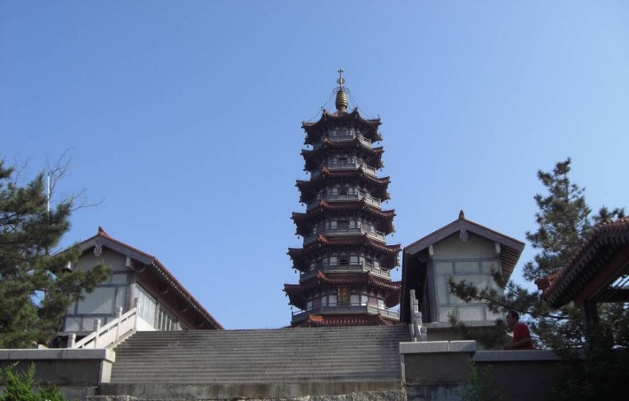 Yantai Tashan Scenic Area