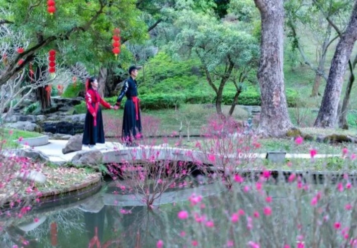 Peach Blossom Stream