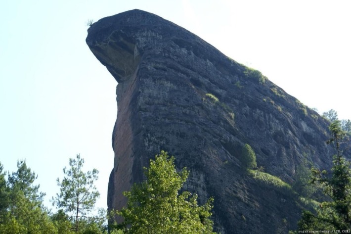 Eagle Beak Rock