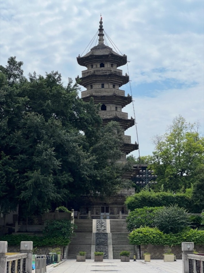 Chongmiao Baosheng Jianlao Pagoda