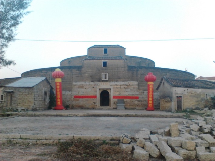 Jinjiang Lou