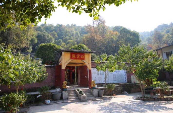 Guilin Baiyun Temple