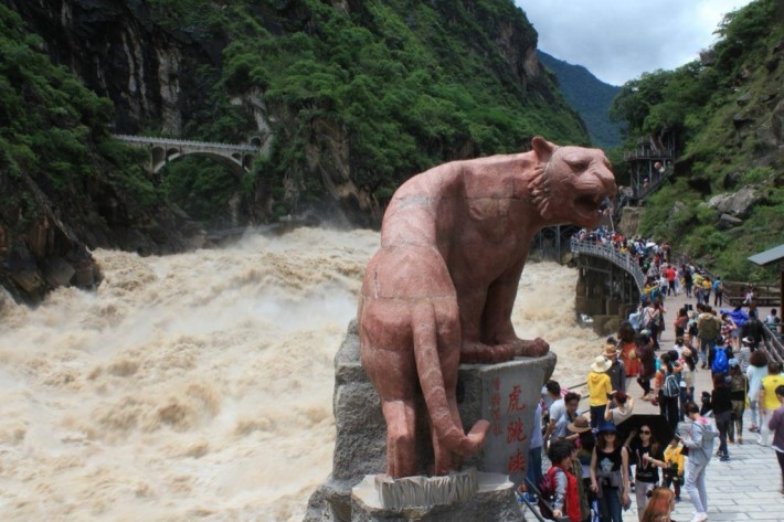 Tiger Leaping Gorge Scenic Spot