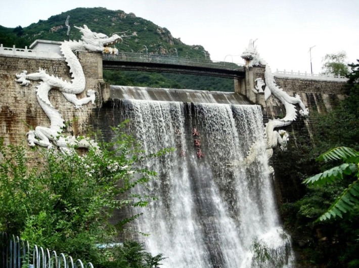Bailongtan Scenic Area