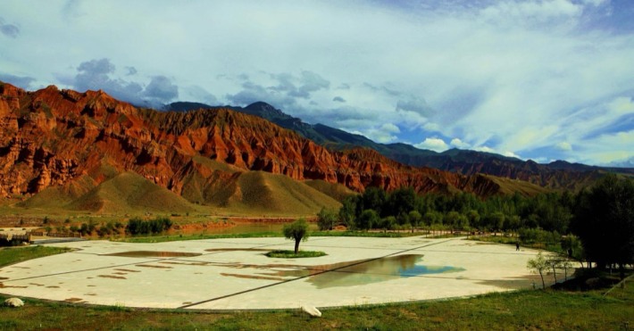Qinghai Guide National Geopark