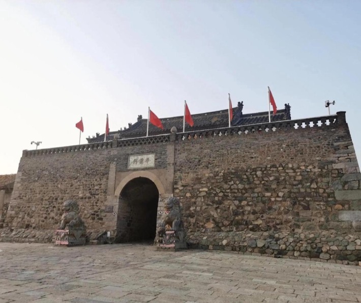 Ruins of the ancient city of Xiongyasuo