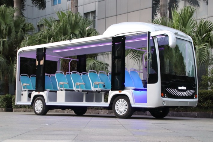 Electric sightseeing car