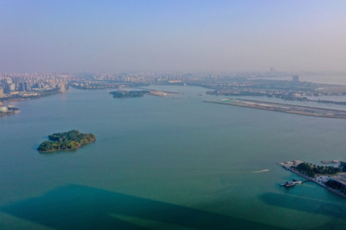 Linglong Island