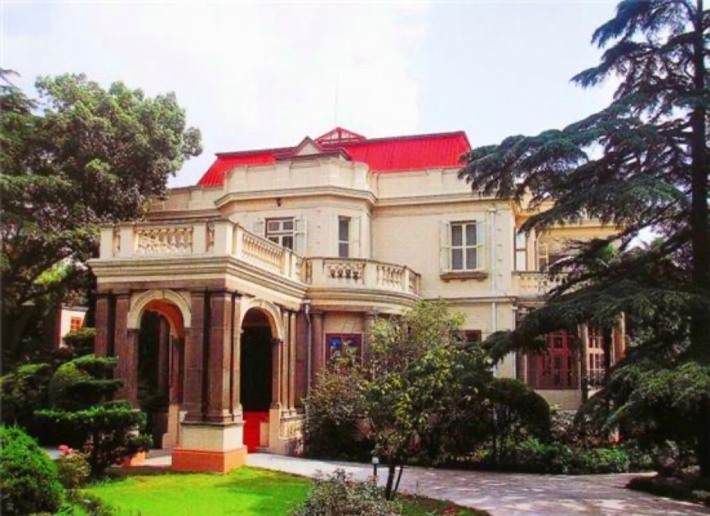 Sheng Xuanhuai Residence