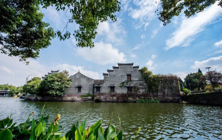 Temple of He Zhizhang