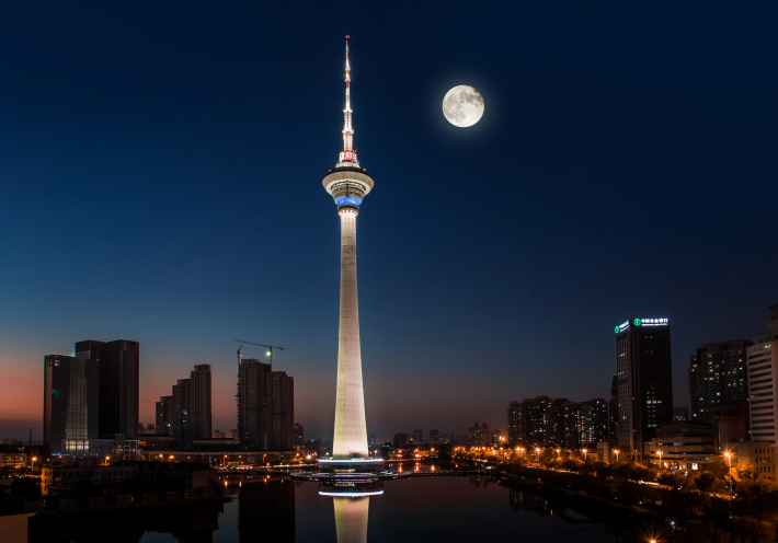 Tianjin Tower Lake Tourism Area (Tianjin Radio & TV Tower)