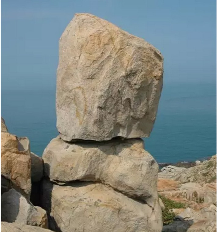 thumb stone