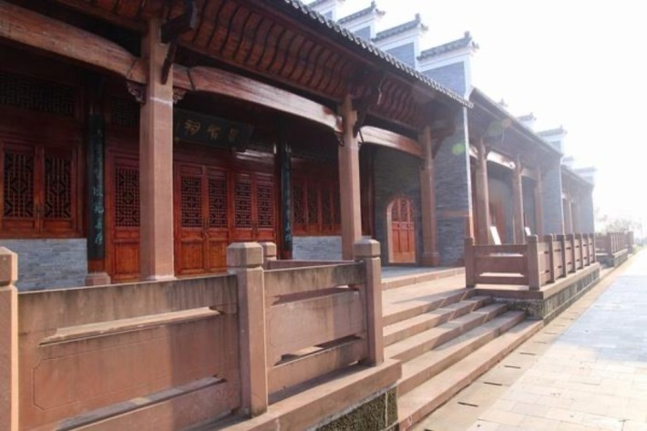 Huayang Academy