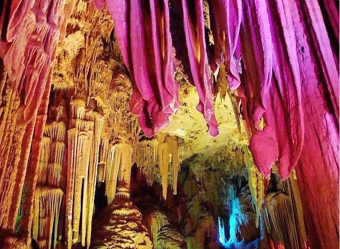 Shihua Cave