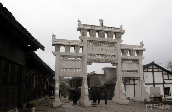 Zhou Wang's daughter-in-law Liu's Jiexiaofang