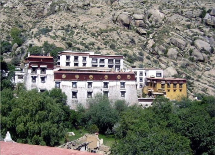 Sera Monastery