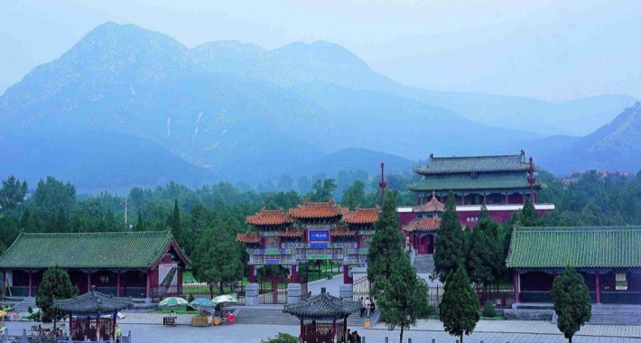 Zhongyue Temple