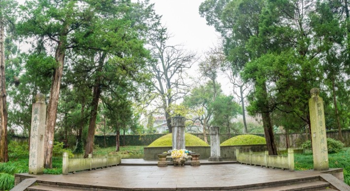 Yue Fei Temple and Mausoleum