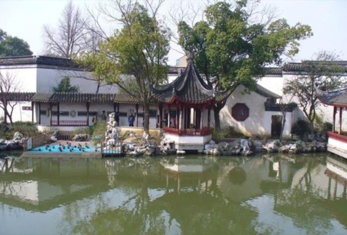 Gengle Hall