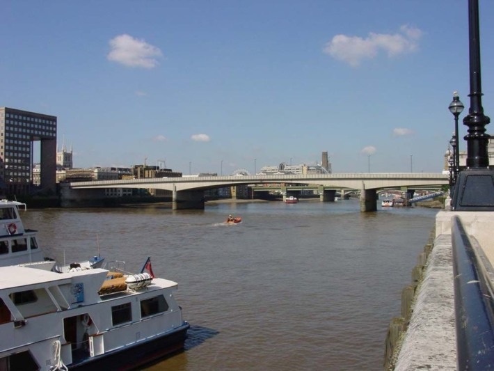 Suzhou London Tower Bridge Replica