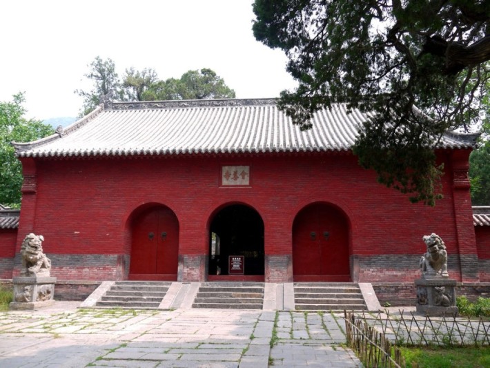 Huishan Temple
