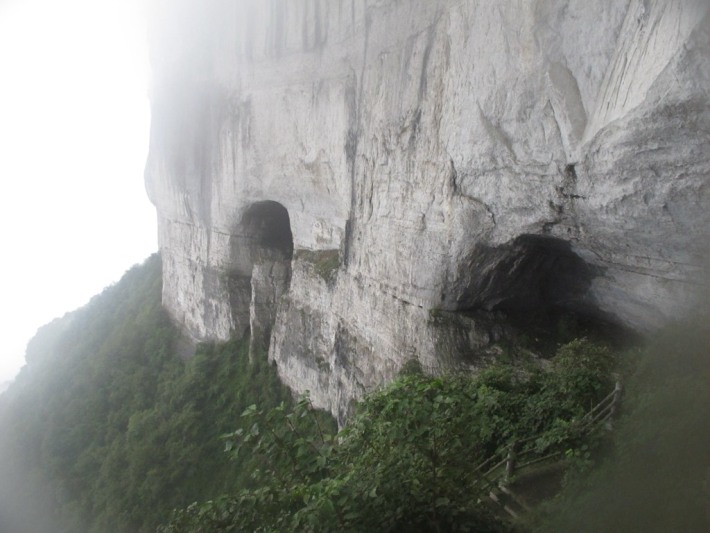 Mount Jinfo (Jinfo Mountain) Tourism Area