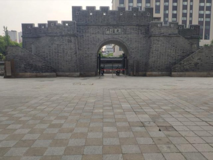 Guangfumen