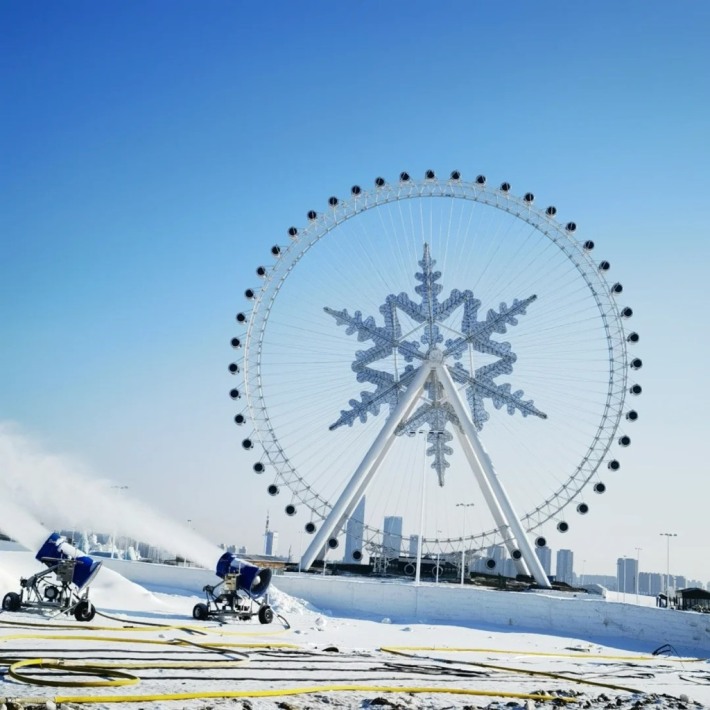 Snowflake Ferris Wheel