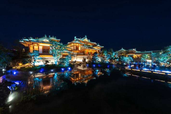 Jinling Town