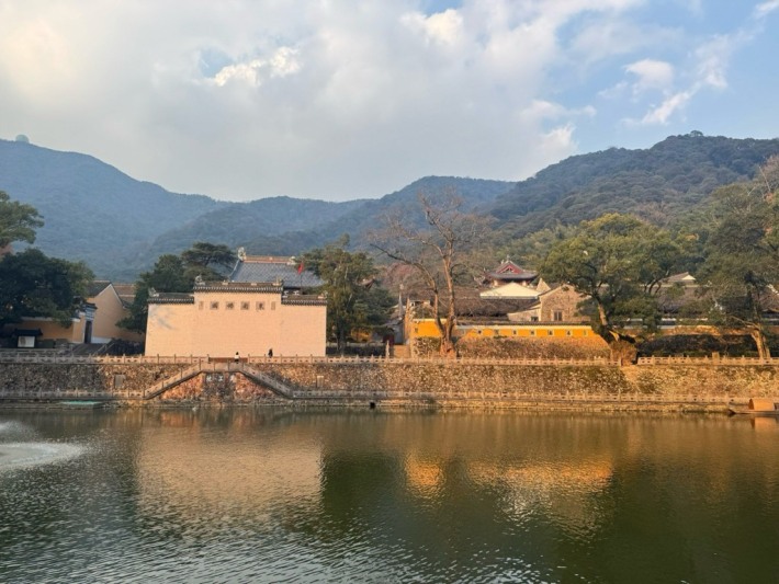 Tiantong Temple
