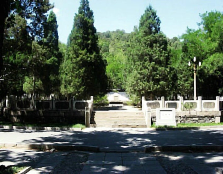 Tomb of Sun Yue