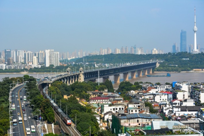 Wuhan Yangtze River Bridge
