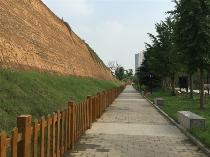 Zhengzhou Shangdu National Archaeological Site Park