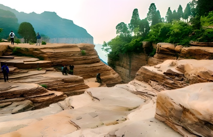 Laolongkou Tourism Area