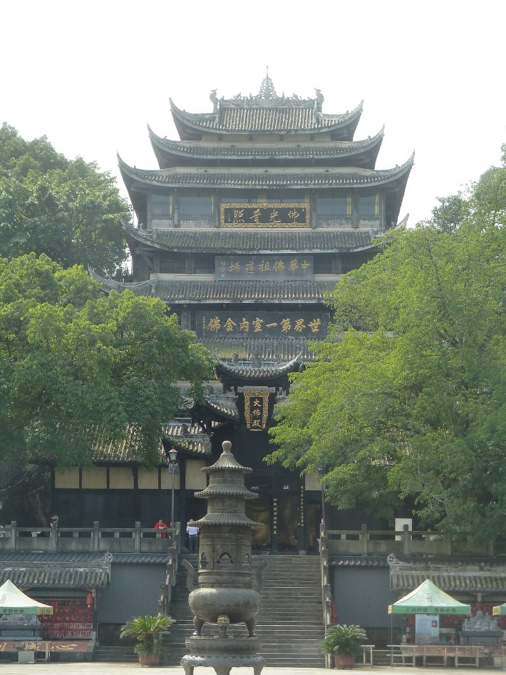 Tongnan Giant Buddha Temple (Dafosi) Tourism Area