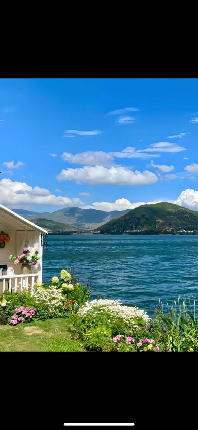 Dali's romantic Erhai Lake accounts for half of its