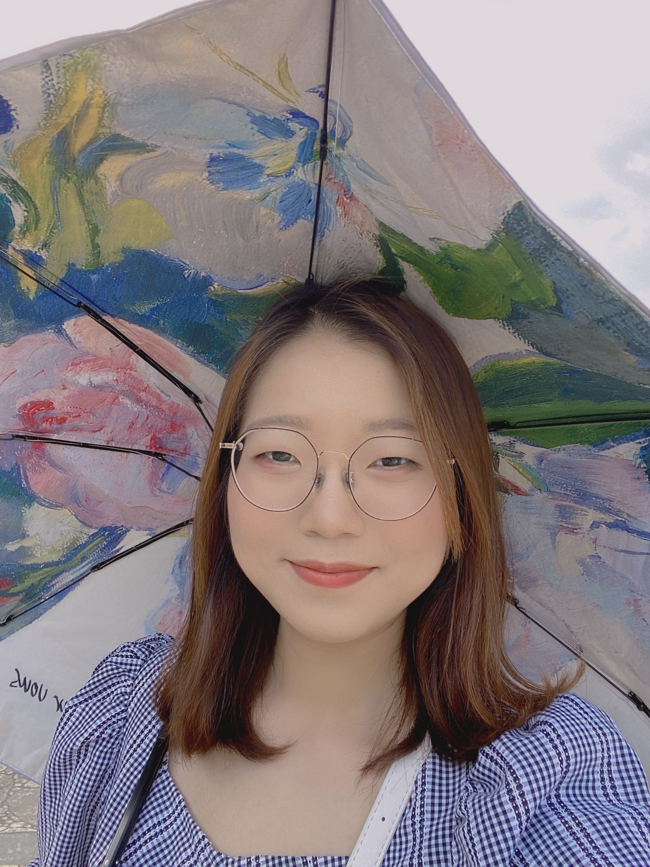 JiaYi Mu, local guide in Chengdu