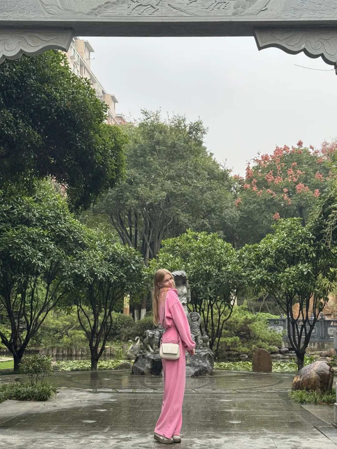 国庆假期逛武汉园博园，一步一景，太美了！💕 #chinatravel #武汉 #外国人 #留学生