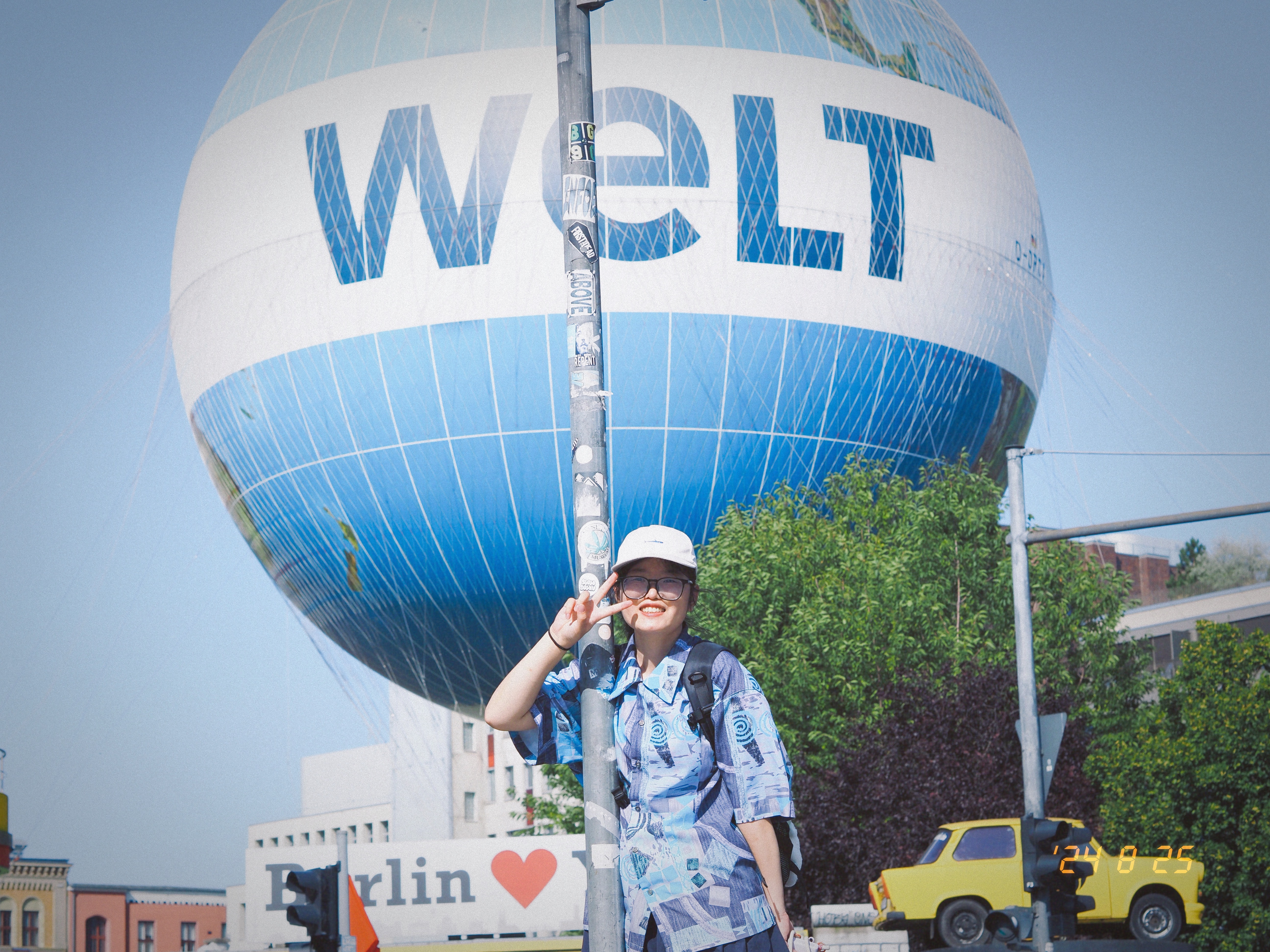 Emilia, local guide in Chongqing
