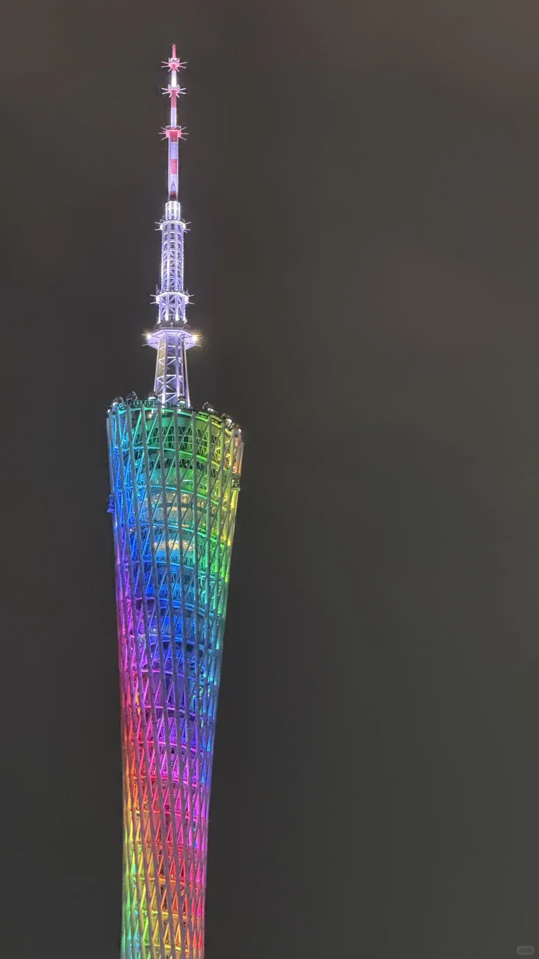 多么漂亮的广州❤️ #广州 #花城广场 #广州旅游 #广州塔cantontower #中国旅行 #外国人来华